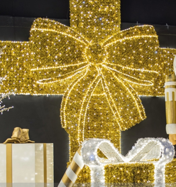 LED - beleuchtete Riesenschleife Fassaden - Aussenbereich, Weihnachten
